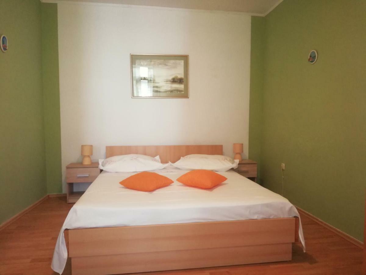 Apartments Jadranka Tučepi Εξωτερικό φωτογραφία
